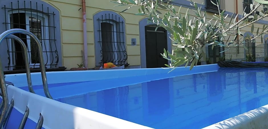 Annabella's Country House