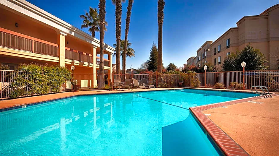 Best Western Palm Court Inn