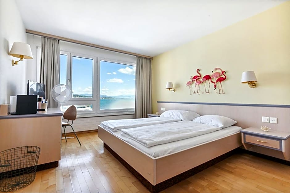 becozy du Lac Self-Check In Hotel Riviera Edition
