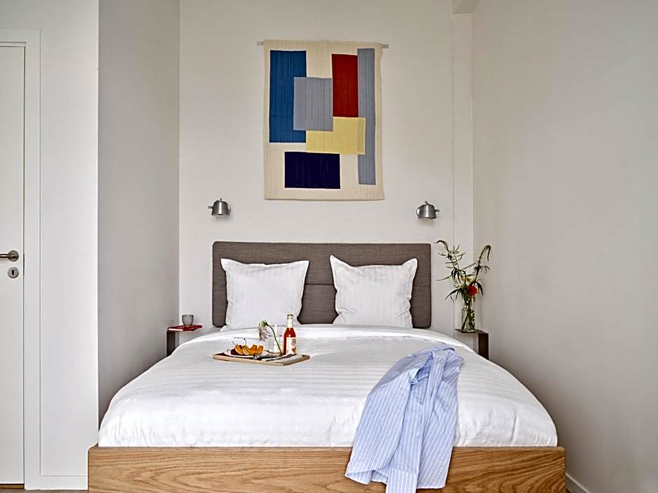 Flora Apartment Hotel