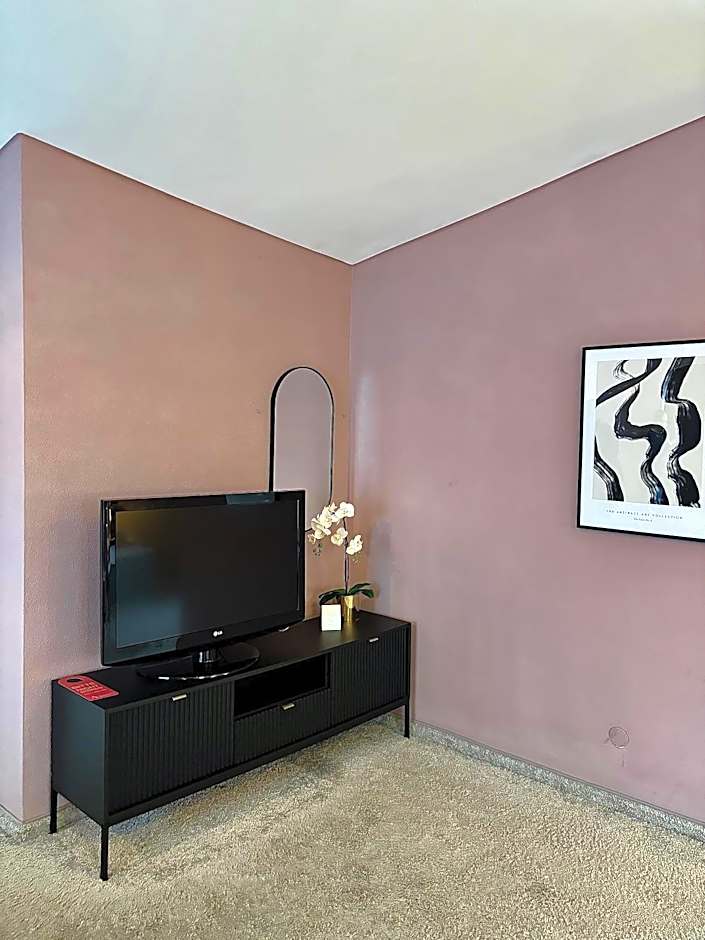 Empress Boutique Hotel