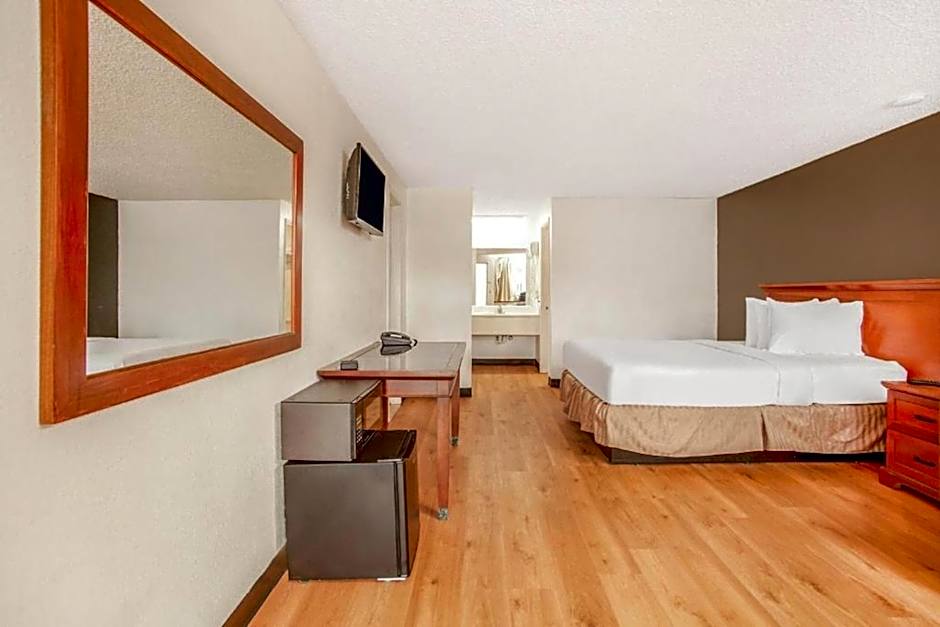 OYO Hotel Centralia