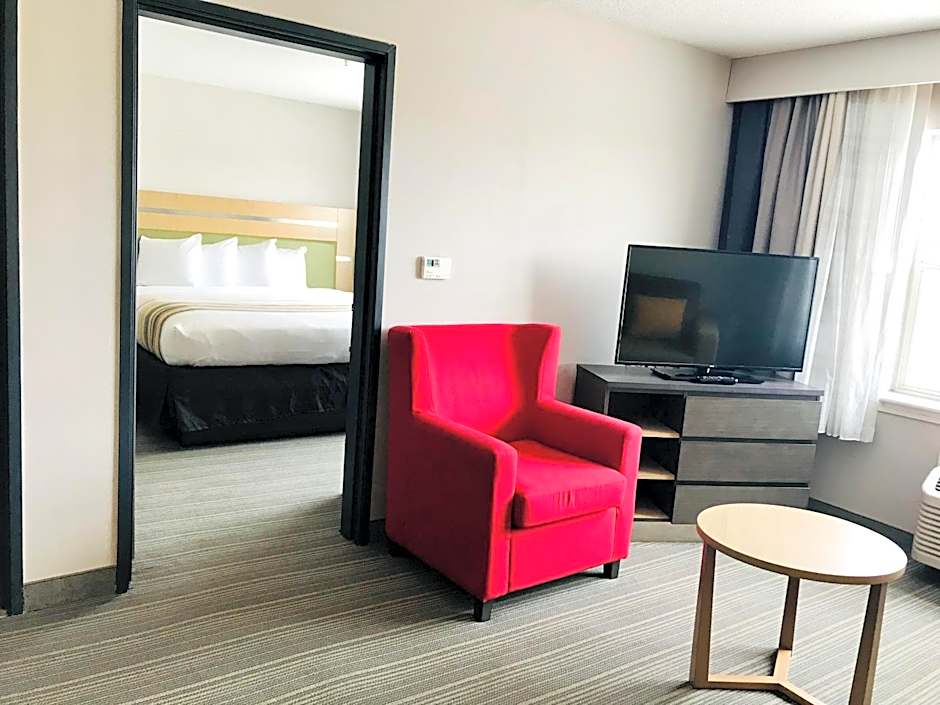 Country Inn & Suites by Radisson, Warner Robins, GA