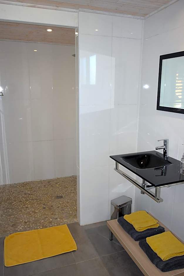 Timazen Lodges Agen Sud