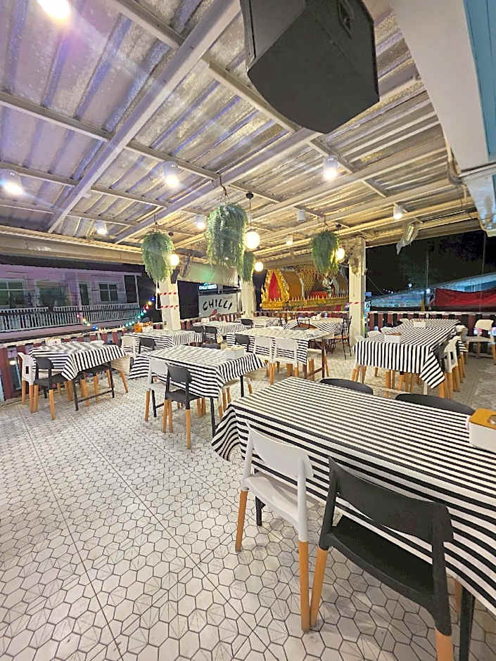 Chilli Hotel & Restaurant