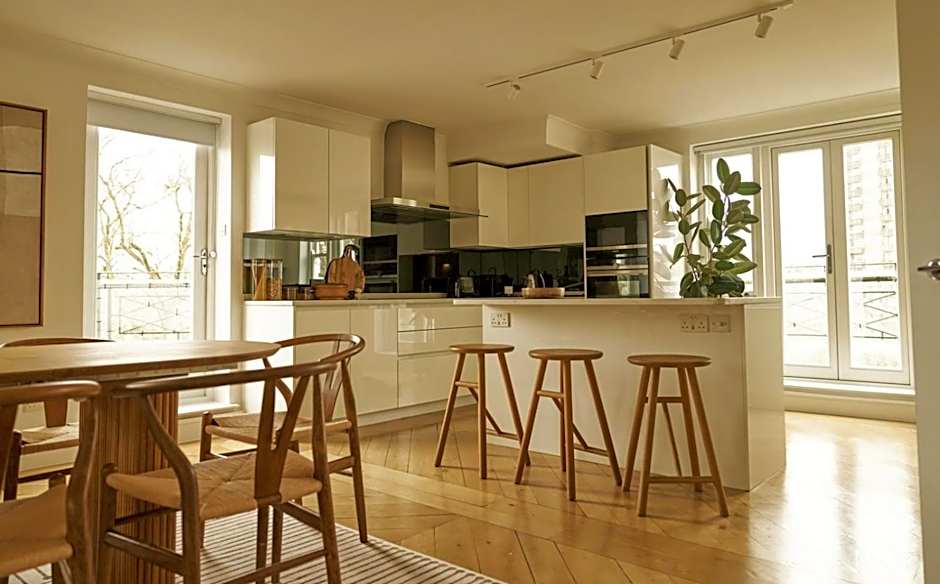 Europa House Apartments