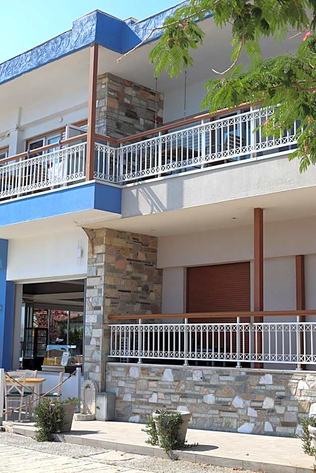 La Scala family apartments