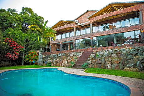 Palmwood Guesthouse