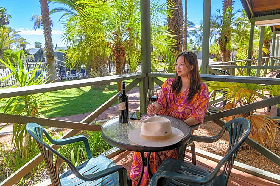 Desert Palms Alice Springs