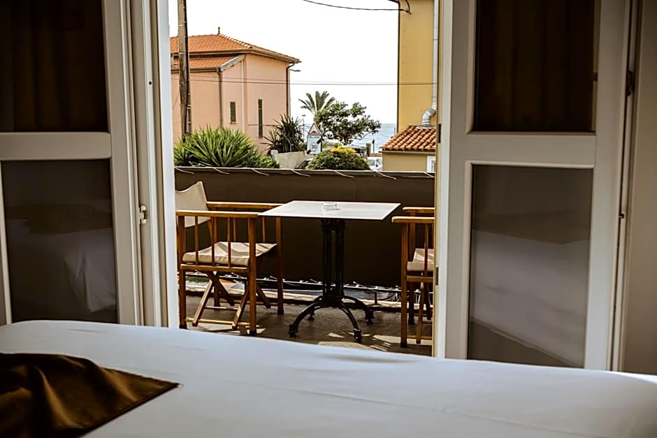 Hôtel du Bord de Mer "Le Vanillé"