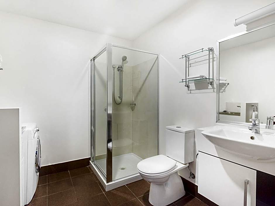 Mantra One Sandy Bay Road Hobart