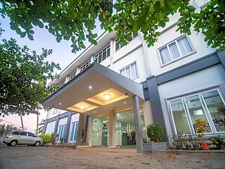 Collection O 1401 Hotel Maya