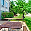 Extended Stay America Select Suites - St. Louis - Airport - Central