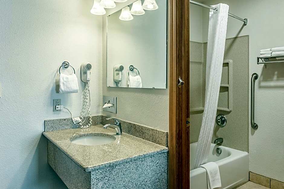 Americas Best Value Inn Burns