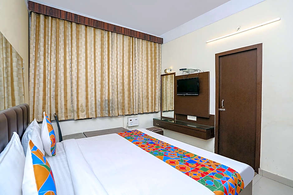 FabHotel Kanha Classic