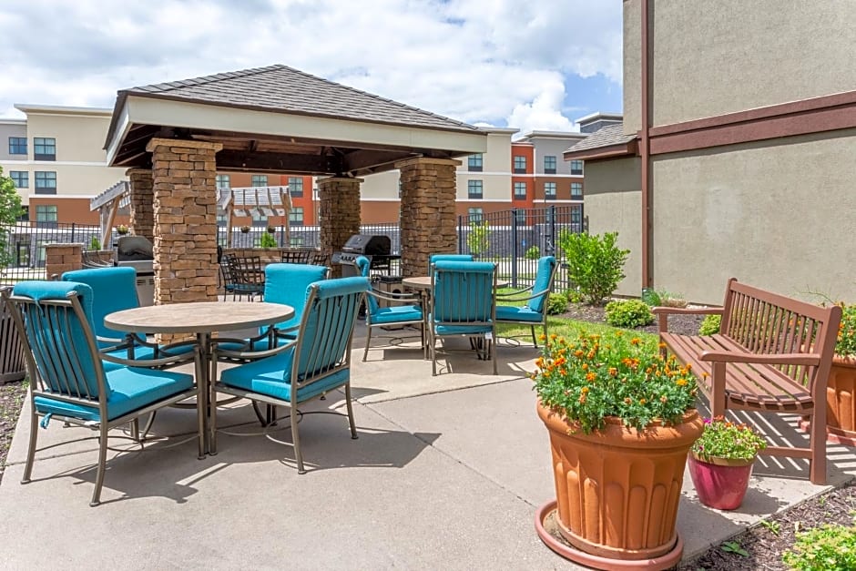 Staybridge Suites Davenport