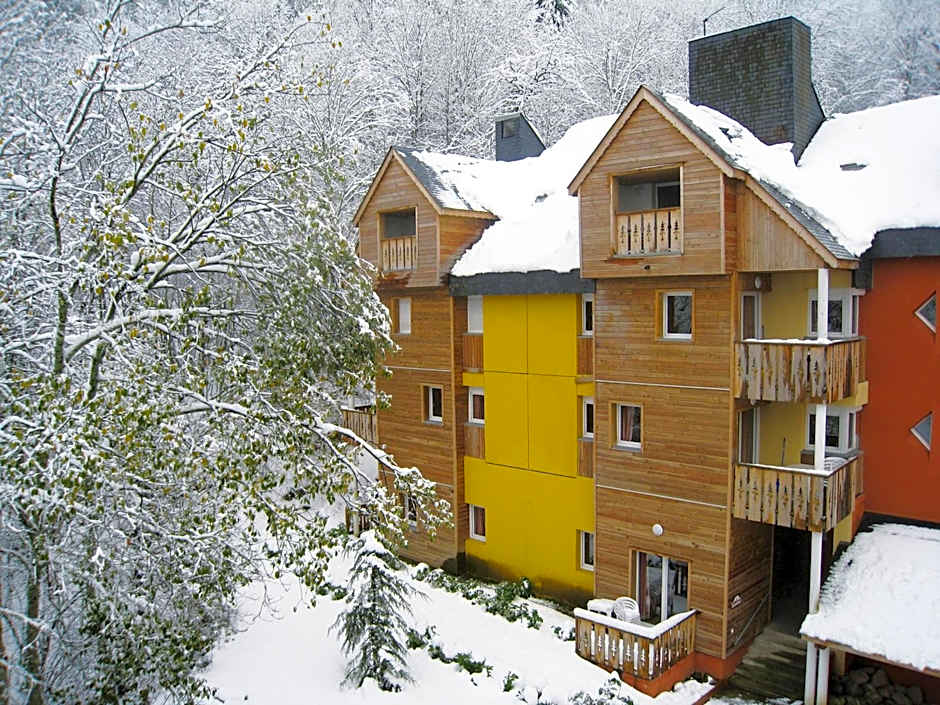 Lagrange Vacances Le Domaine des 100 Lacs