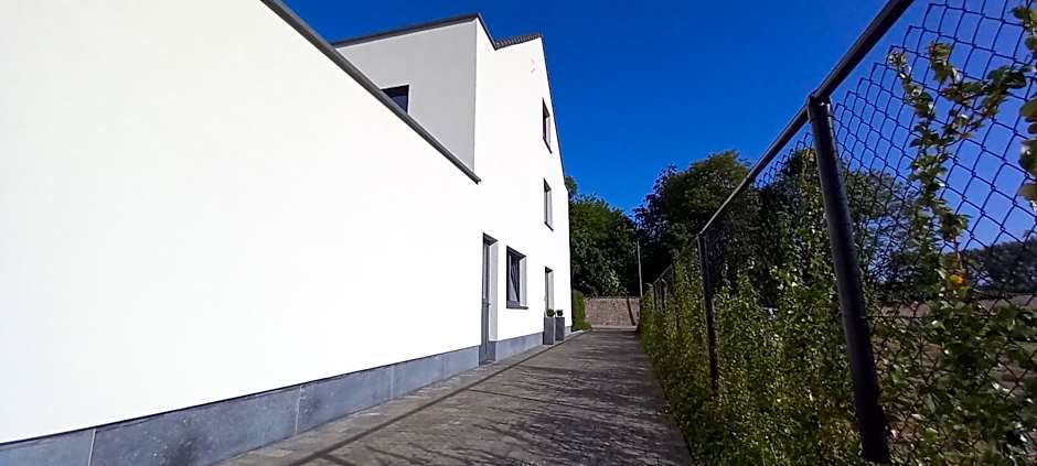 Luxe Vakantievilla - B&B Blue Garden Vlaamse Ardennen nabij Pairi Daiza