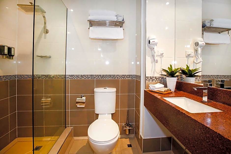 Madison Plaza Townsville