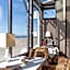 Les Ambassadeurs, Logis Hotel, sa crêperie et son rooftop - Saint Malo Plage
