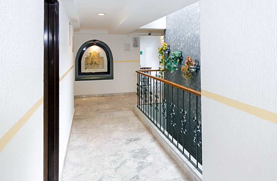 Hotel Santiago