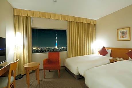 Moderate Twin Room with Tokyo Sky Tree View - Smoking