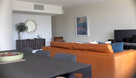 Two-Bedroom Ocean View Apartment