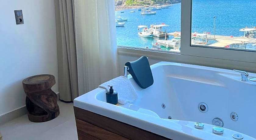 Liman Hotel Gumusluk