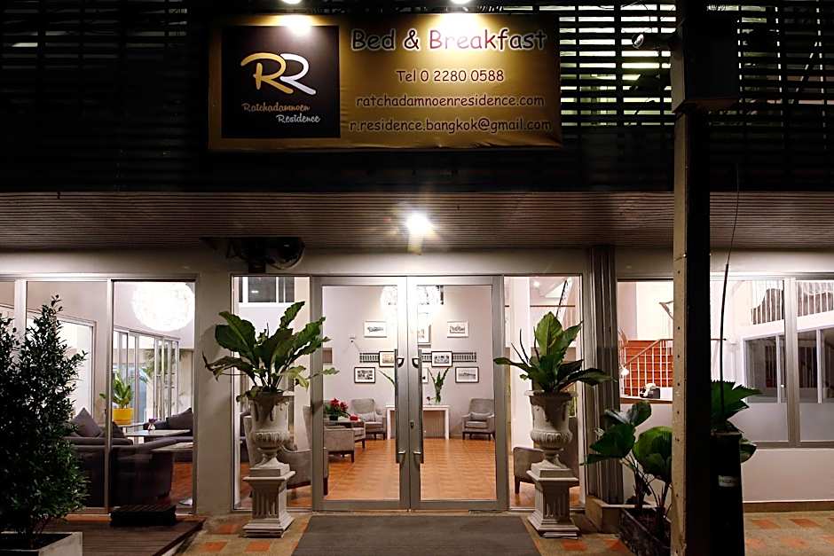 Ratchadamnoen Residence by ZUZU