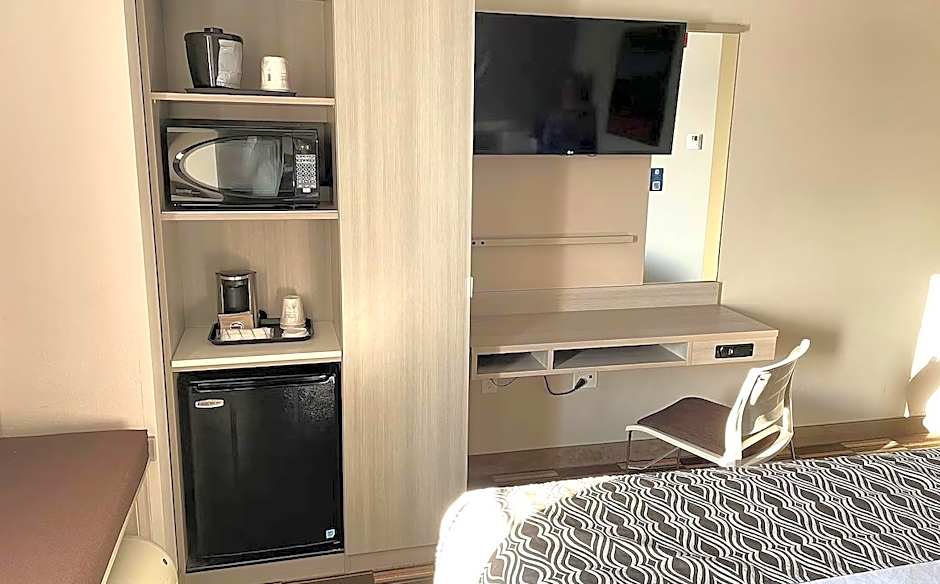 Spark by Hilton Rochester South