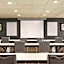 Wingate by Wyndham Cincinnati/Blue Ash