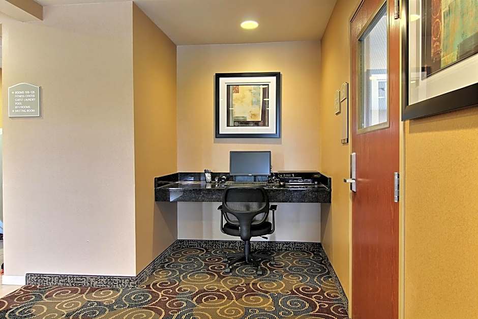 AmeriVu inn and Suites - Crookston