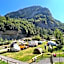 Hüttenhotel Husky Lodge