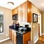 Carriage House Condominiums by All Seasons Resort Lodging