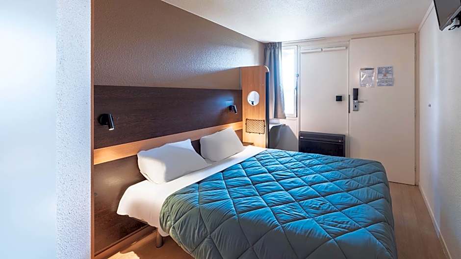 Premiere Classe Valenciennes Ouest Petite Foret Hotel