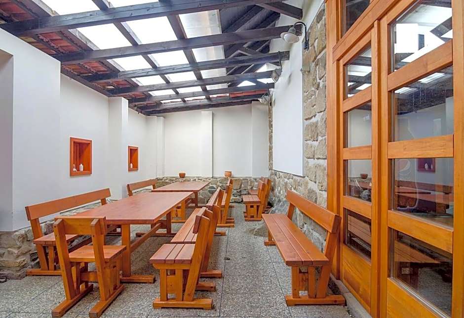 Štiřínská stodola u Prahy