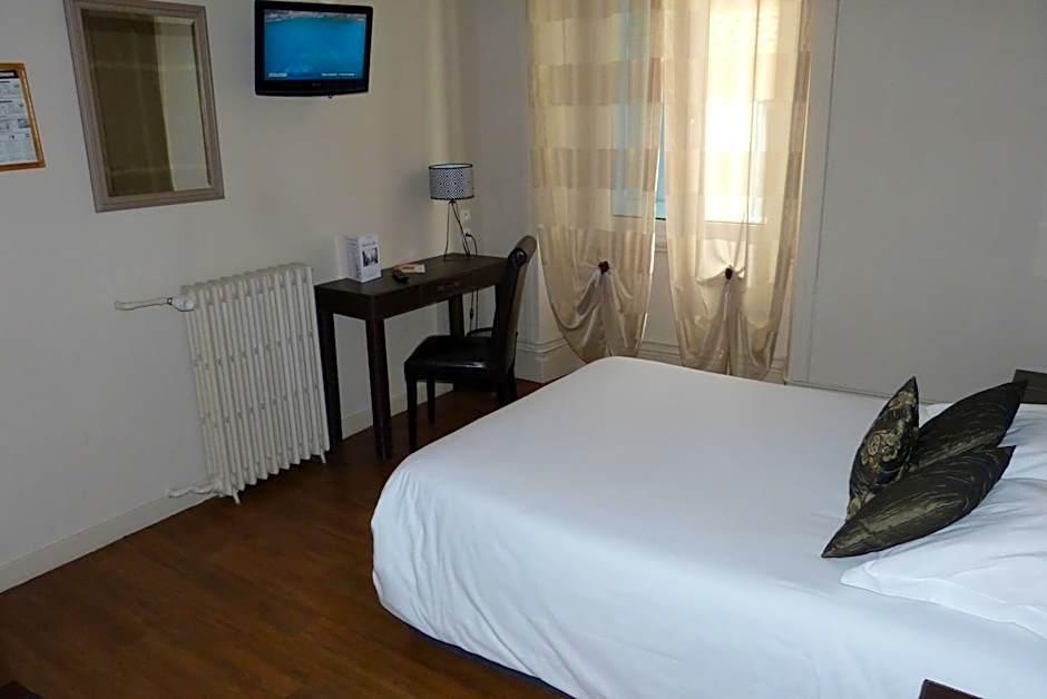 Hotel des Alpes
