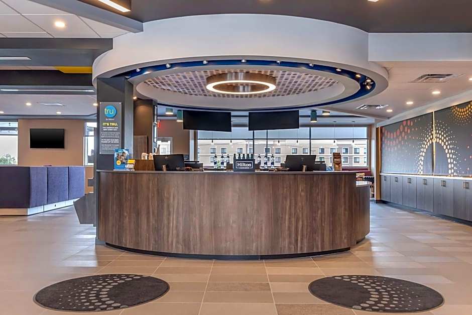 Tru by Hilton Lexington Hamburg