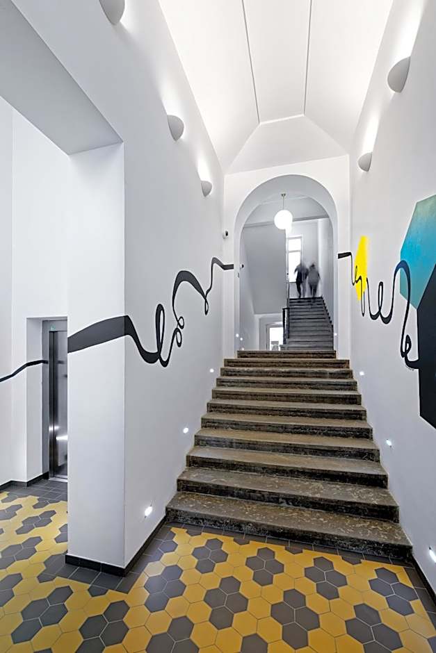 DownTown Suites Jugoslavska