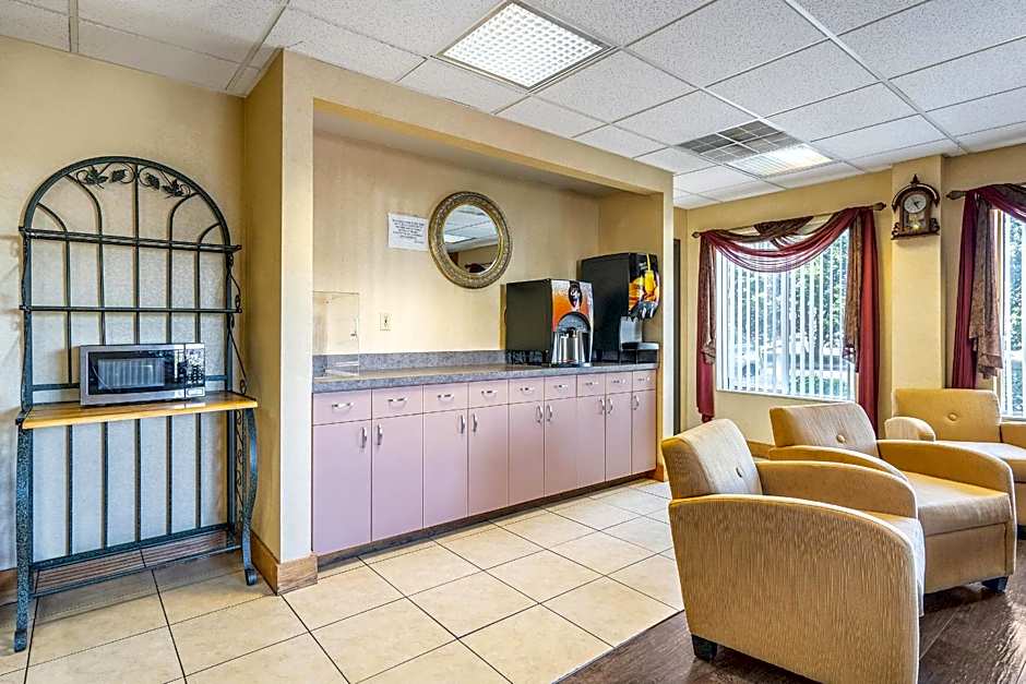 Suburban Studios Chattanooga Northeast - Ooltewah