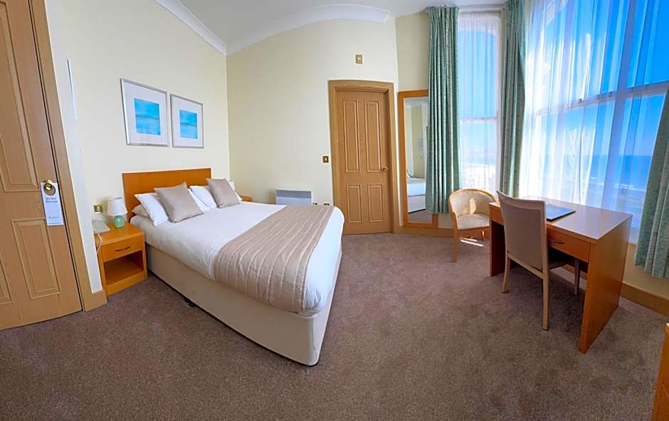 Photo 1 of 2 of Deluxe, Side Sea View