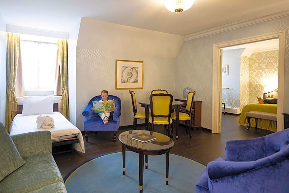 Photo 1 of 9 of Triple Room