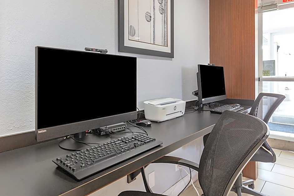 Quality Inn Fayetteville near Fort Bragg