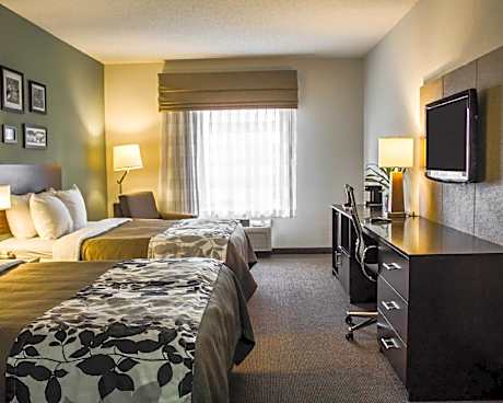 Standard Queen Room with Two Queen Beds - Non-Smoking