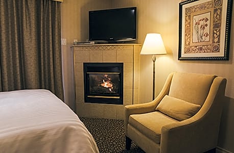 Pinnacle Hotel Whistler