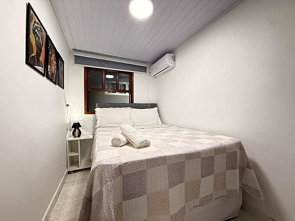 BS01- Casa com Piscina Aquecida e Churrasqueira