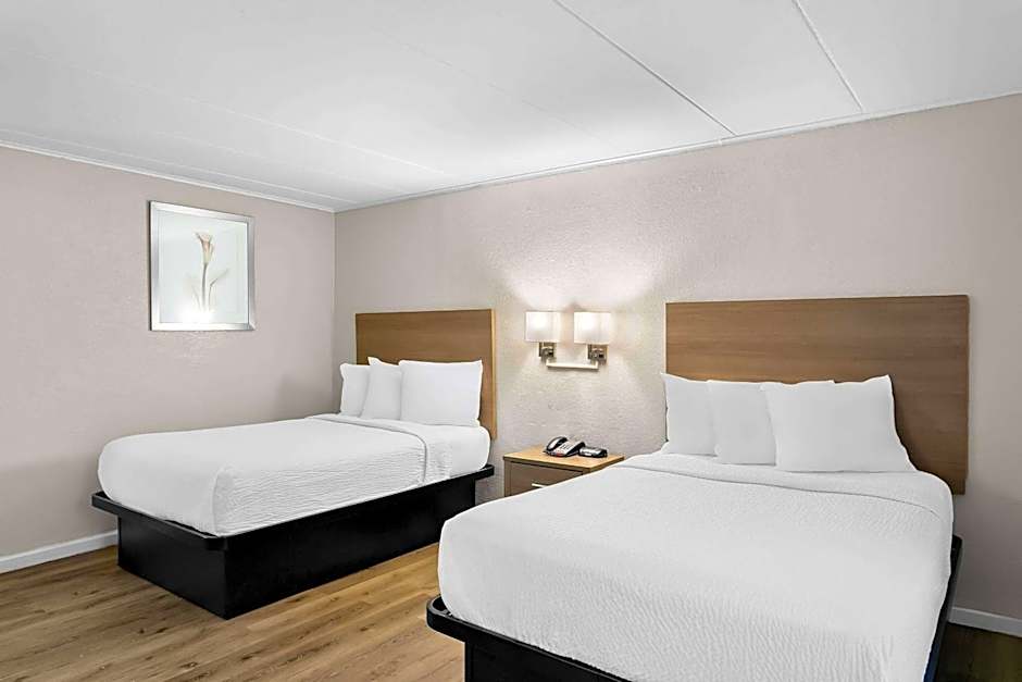 Travelodge by Wyndham Aberdeen