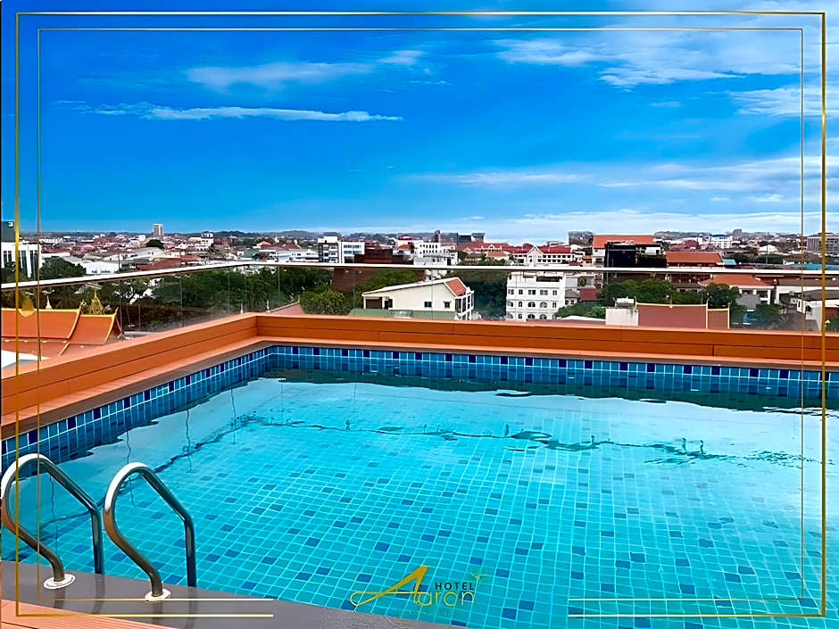 Aaron Riverview Hotel