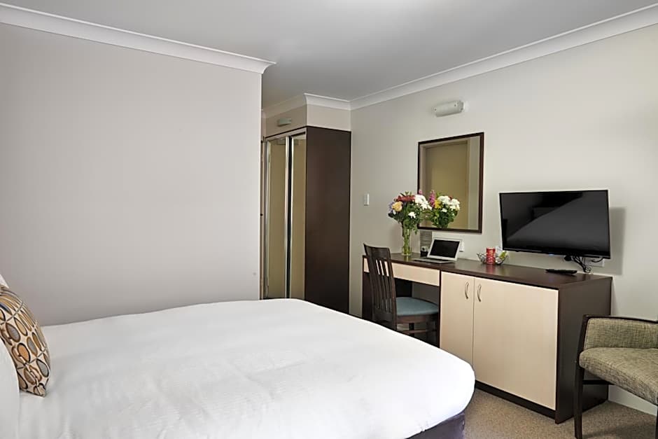 175 - One Hotels & Apartments