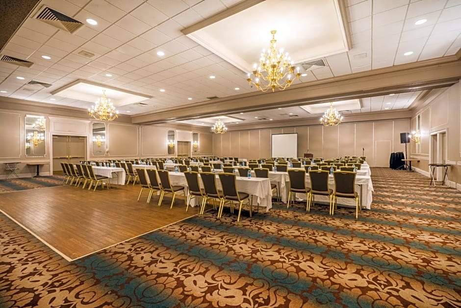 enVision Hotel & Conference Center Mansfield-Foxboro